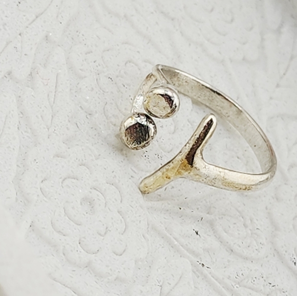 DREAMY JWLS Jewelry - HAPPY FACE ADJUSTABLE HANDMADE RING SIZE 4